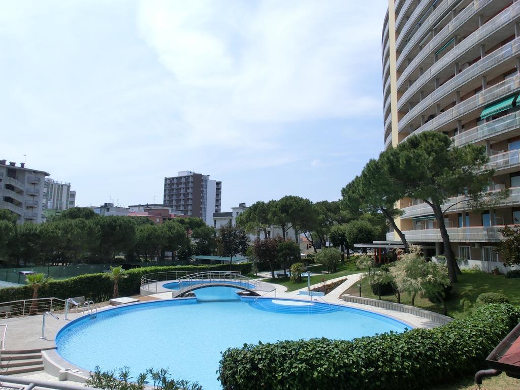 Appartamenti La Torre 利尼亚诺萨比亚多罗 外观 照片